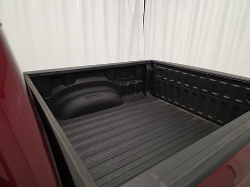Used 2020 RAM 1500 Big Horn AWD/4WD image 10