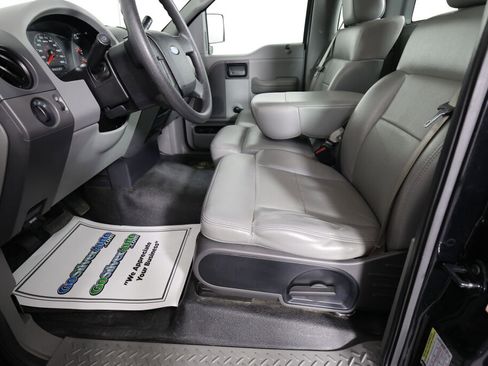 Used 2005 Ford F150 XL image 13