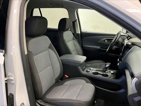 Used 2021 Chevrolet Traverse LT w/ LPO, Cargo Package AWD/4WD image 6