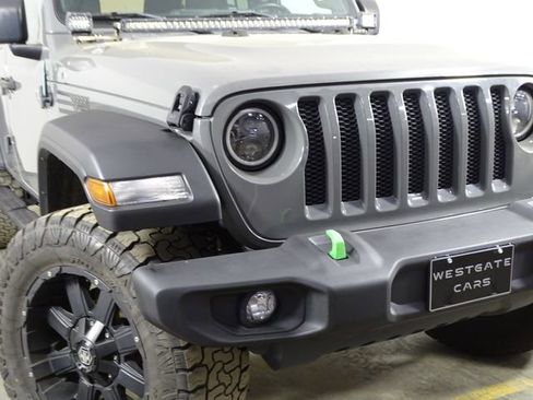 Used 2019 Jeep Wrangler Unlimited Sport S AWD/4WD image 38