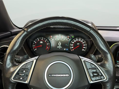 Used 2016 Chevrolet Camaro SS image 30