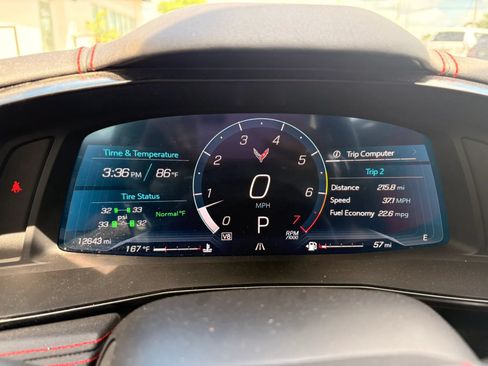 Used 2025 Chevrolet Corvette Stingray Coupe RWD image 20