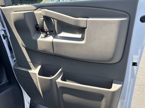 New 2026 GMC Savana 2500 w/ Driver Convenience Package RWD image 27