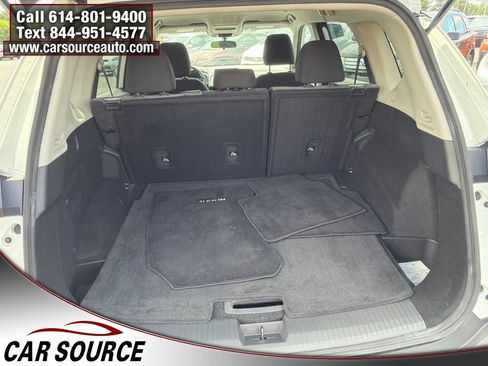 Used 2022 Nissan Rogue S FWD image 22