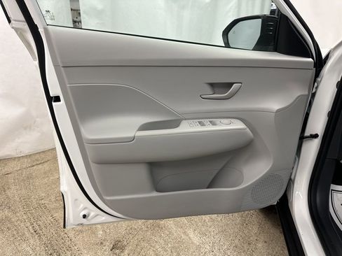 Used 2026 Hyundai Kona SEL Sport image 9