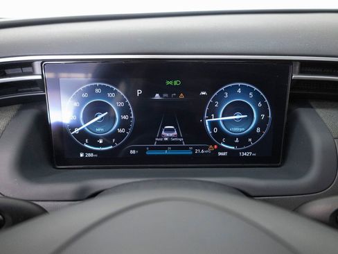 Used 2024 Hyundai Santa Cruz Limited AWD/4WD image 17