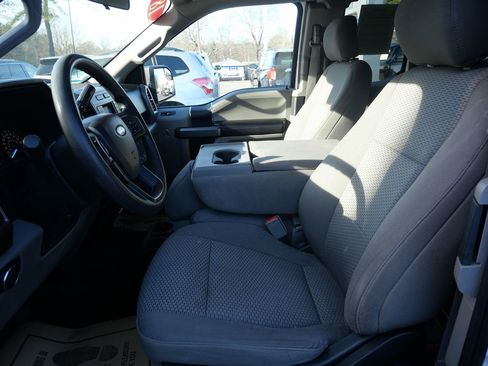 Used 2018 Ford F150 XLT image 10