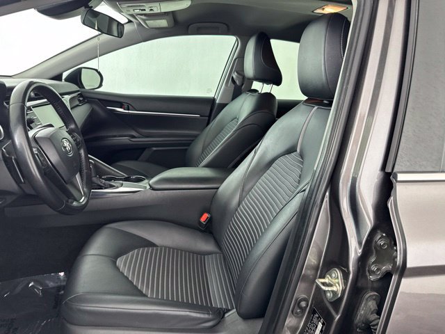 Used 2020 Toyota Camry SE FWD image 25
