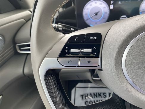 Certified 2025 Hyundai Elantra SEL image 19