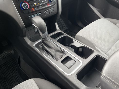 Used 2018 Ford Escape SE FWD image 21
