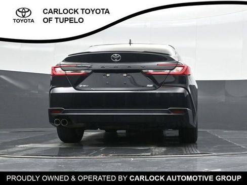 Used 2025 Toyota Camry SE w/ Convenience Package image 29