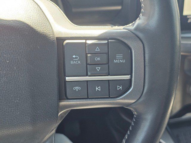 Used 2023 Ford F350 Lariat w/ FX4 Off-Road Package AWD/4WD image 35