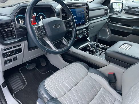 Used 2023 Ford F150 Limited image 9