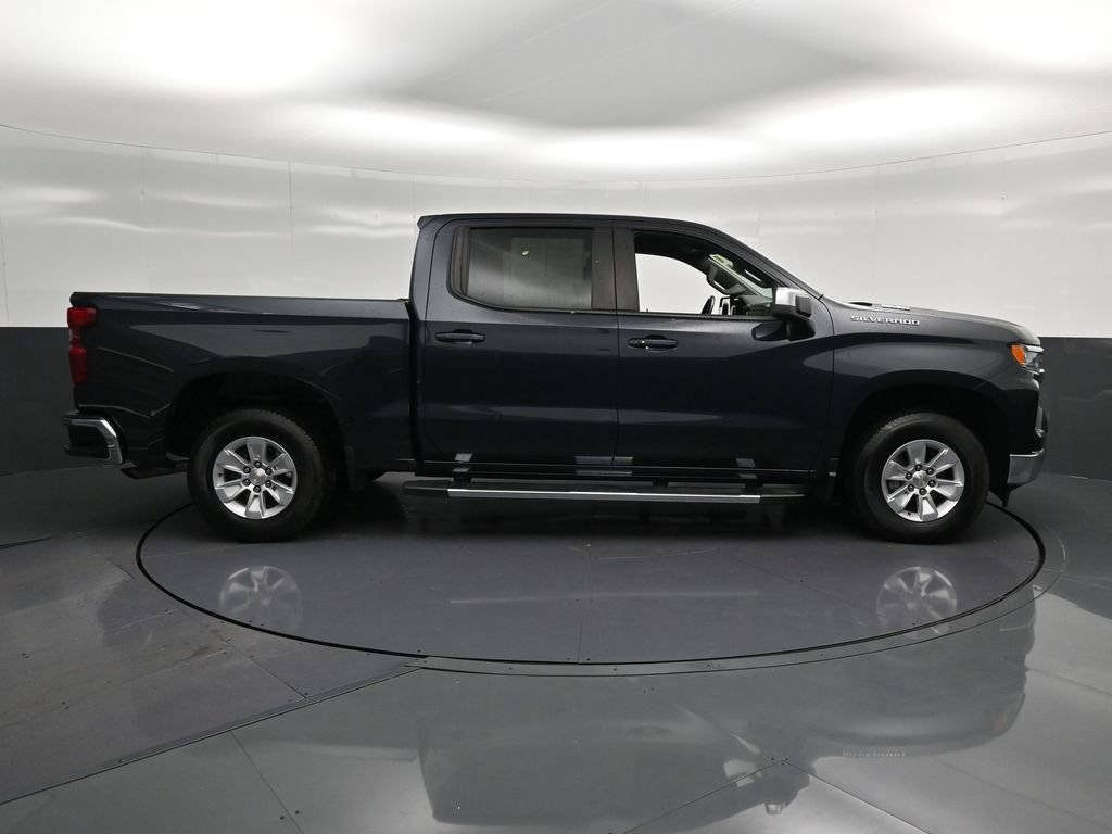 Used 2024 Chevrolet Silverado 1500 LT RWD image 4