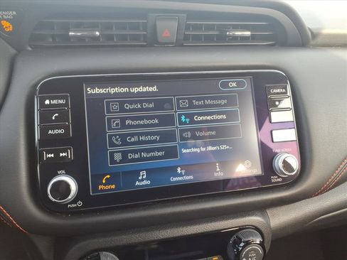 Used 2023 Nissan Kicks SR image 16