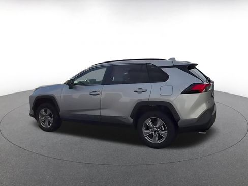 Used 2025 Toyota RAV4 LE image 9