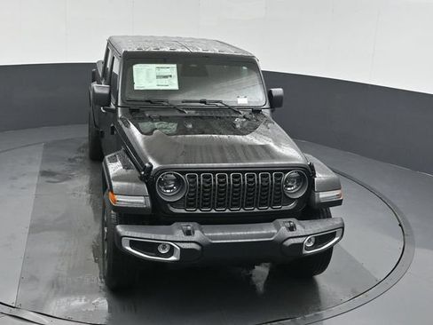 New 2026 Jeep Gladiator Sport AWD/4WD image 36