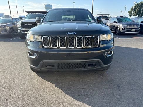 Certified 2021 Jeep Grand Cherokee Laredo AWD/4WD image 5