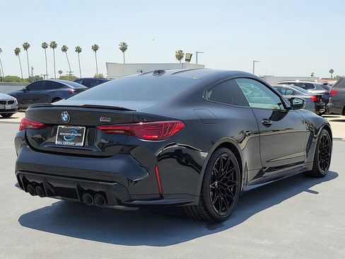 Used 2025 BMW M4 Competition w/ Executive Package RWD image 3