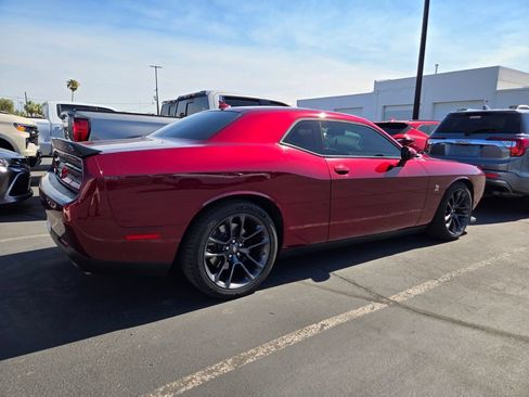 Used 2021 Dodge Challenger R/T Scat Pack RWD image 2