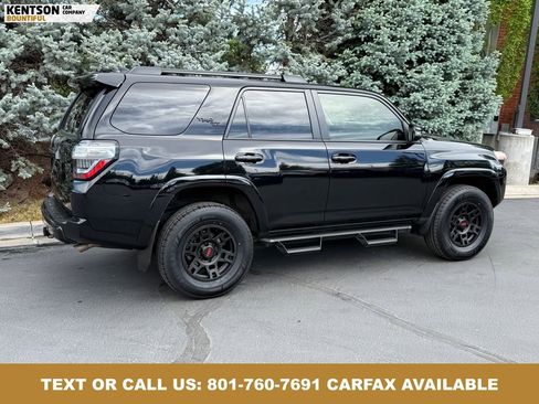 Used 2022 Toyota 4Runner TRD Off-Road Premium w/ Moonroof Package AWD/4WD image 9