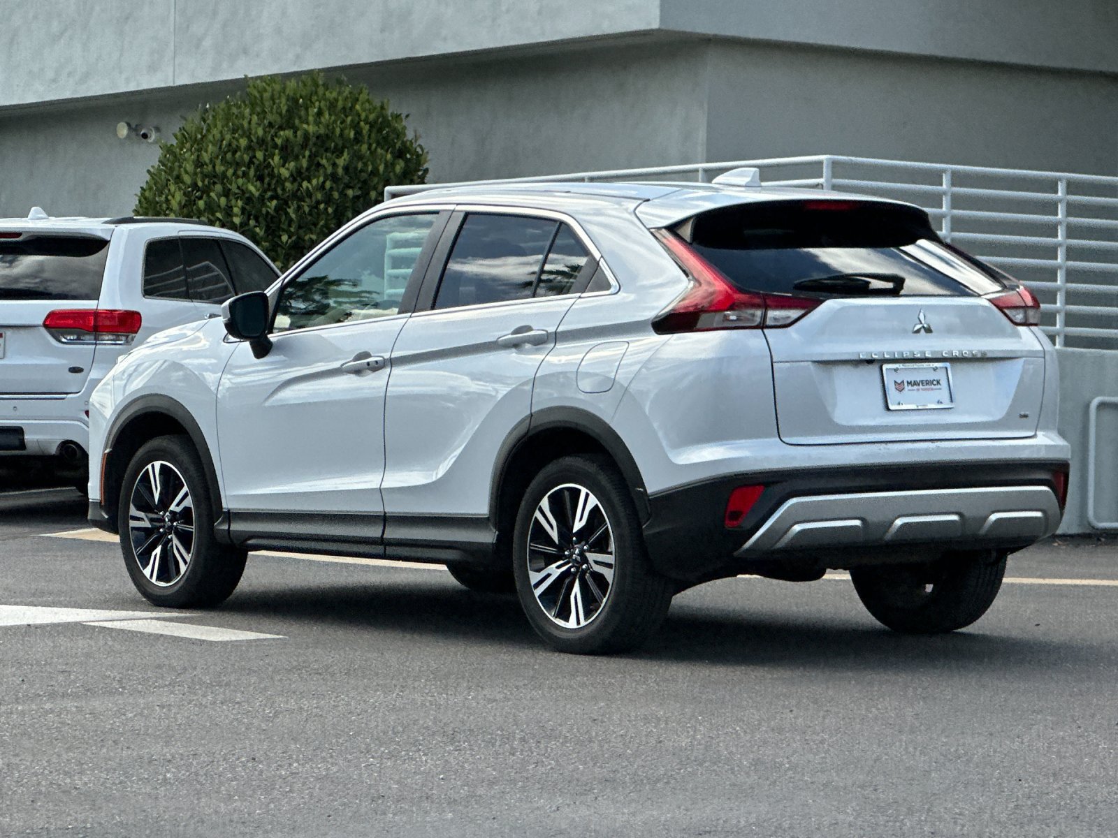 Used 2024 Mitsubishi Eclipse Cross SE AWD/4WD image 3