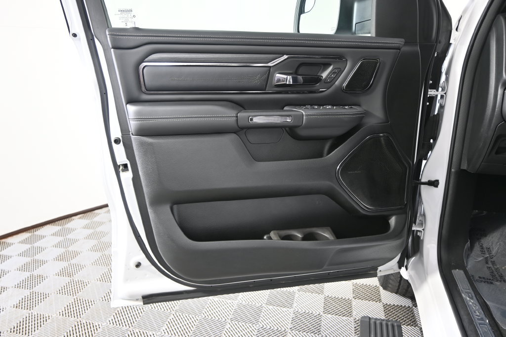 Used 2024 RAM 1500 Limited AWD/4WD image 21