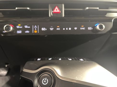 New 2025 Kia EV6 Wind image 26