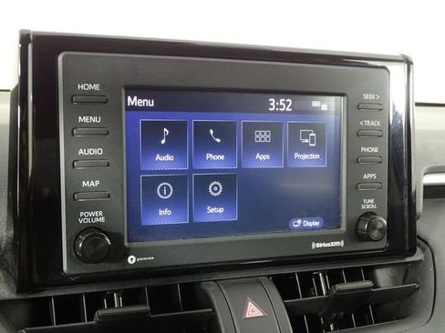 Used 2021 Toyota RAV4 LE FWD image 26