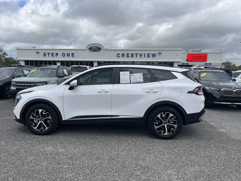 Used 2025 Kia Sportage EX w/ Premium Package image 9