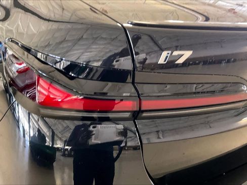 New 2026 BMW i7 xDrive60 image 14