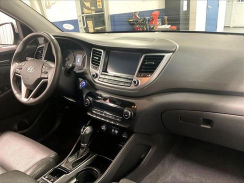 Used 2017 Hyundai Tucson Limited AWD/4WD image 14