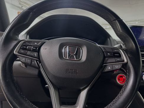 Used 2022 Honda Accord Sport image 11