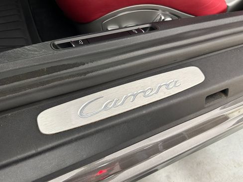 Used 2019 Porsche 911 Carrera RWD image 15