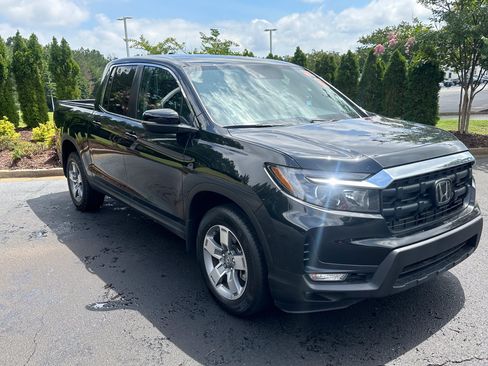 Used 2025 Honda Ridgeline RTL image 2