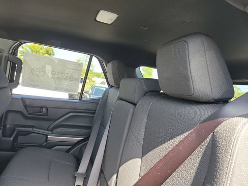 New 2026 Toyota 4Runner SR5 AWD/4WD image 24