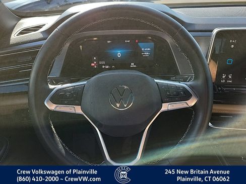 Used 2024 Volkswagen Atlas Cross Sport SE w/ Panoramic Sunroof Package AWD/4WD image 5