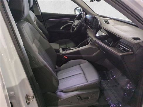 Certified 2025 Audi Q5 Premium Plus w/ Premium Plus image 24