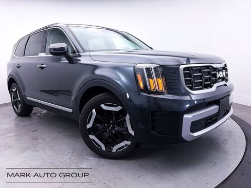 Used 2024 Kia Telluride S w/ S Sunroof Package AWD/4WD image 2