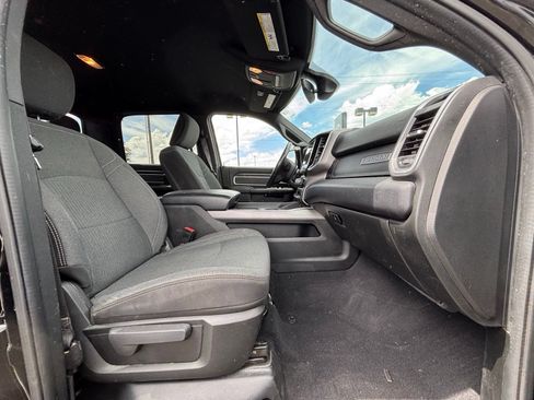 Used 2021 RAM 2500 Big Horn w/ Night Edition AWD/4WD image 15