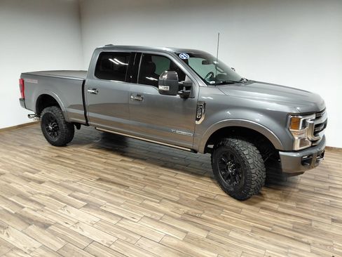 Used 2021 Ford F350 Platinum w/ Tremor Off-Road Package image 23