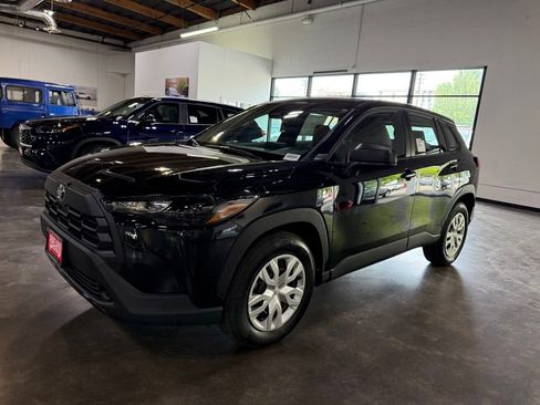 New 2026 Toyota Corolla Cross L AWD/4WD image 4