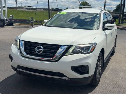 Used 2018 Nissan Pathfinder S FWD image 2