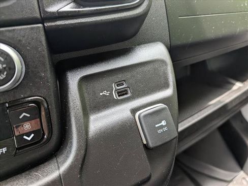 Used 2023 RAM ProMaster 2500 w/ Driver Convenience Group FWD image 29