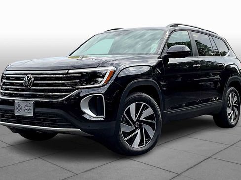 New 2026 Volkswagen Atlas SE image 1