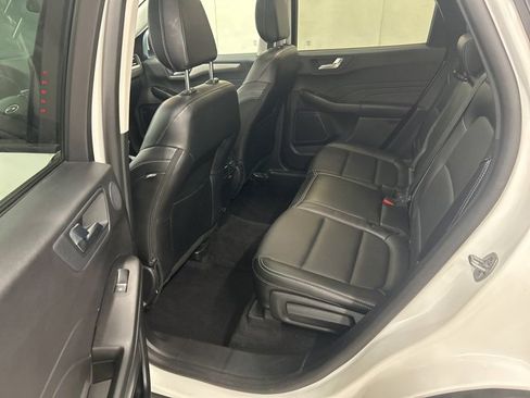 Used 2022 Ford Escape SEL w/ Technology Package image 8