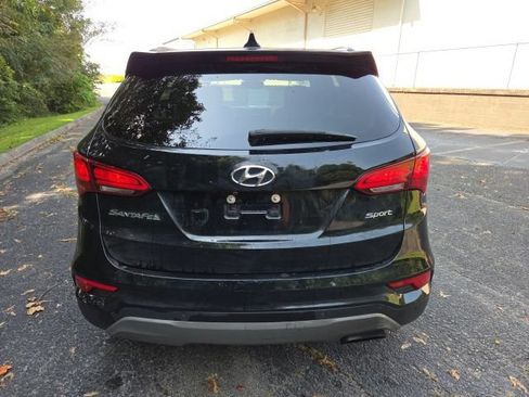 Used 2017 Hyundai Santa Fe Sport w/ 2.4L Tech Package 04 FWD image 9