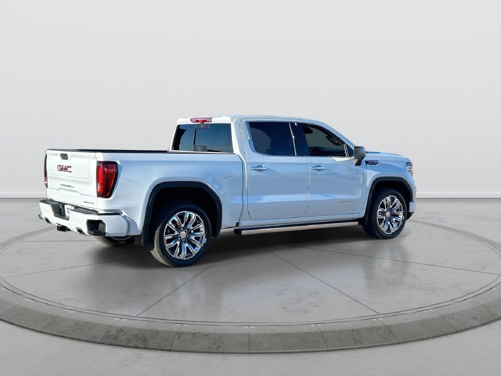 Used 2026 GMC Sierra 1500 Denali AWD/4WD image 8