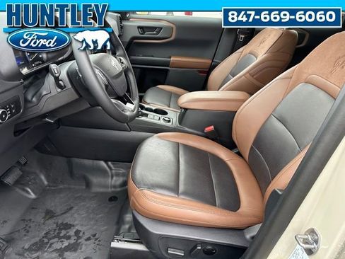 Used 2024 Ford Bronco Sport Badlands w/ Premium Package image 16
