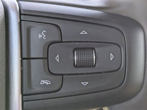 Used 2023 GMC Sierra 1500 SLT w/ X31 Off-Road Package image 28
